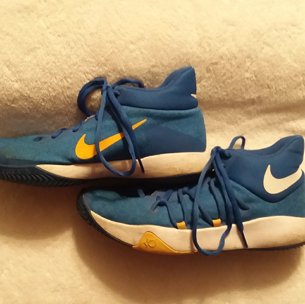 Nike KD Trey 5
